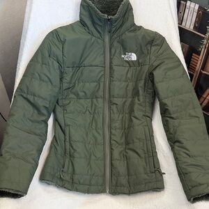 The North Face Women's Olive Reversible Puffer Jacket fleece
